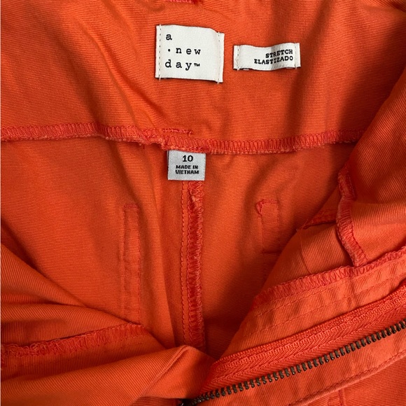 A new day high rise tapered pants - Picture 5 of 7